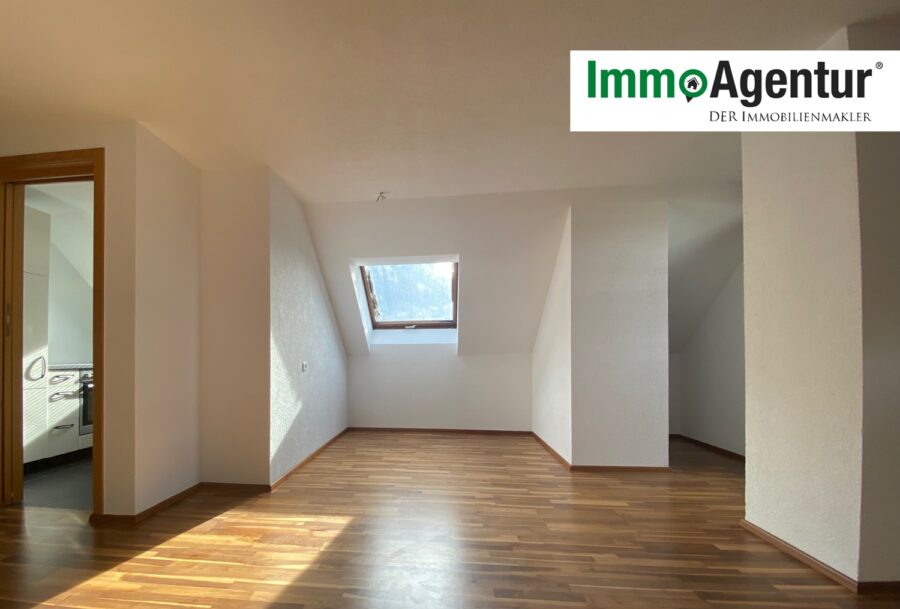 2-Zimmer-Wohnung |  Loggia | Hohenems | Fußbodenheizung,  Hohenems, Dachgeschosswohnung